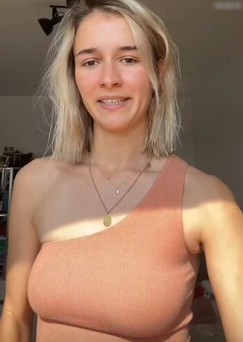 Ariana Müller / Vegetario