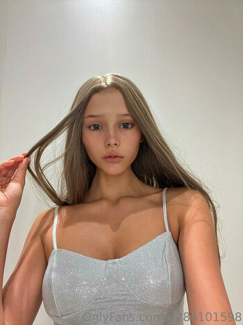arianagreene1
