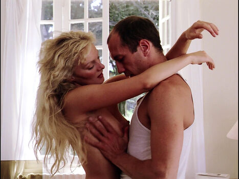 Arielle Dombasle