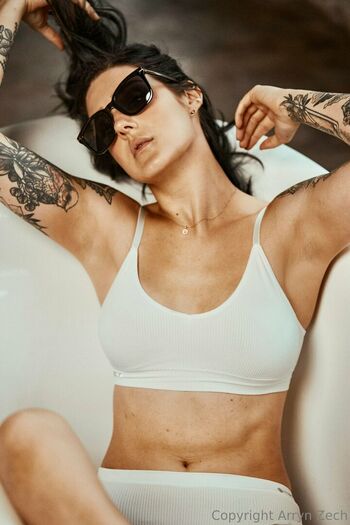 Arryn Zech