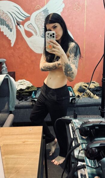 Arryn Zech