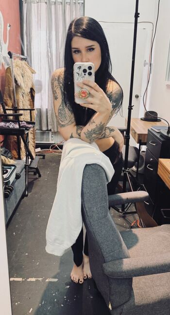 Arryn Zech