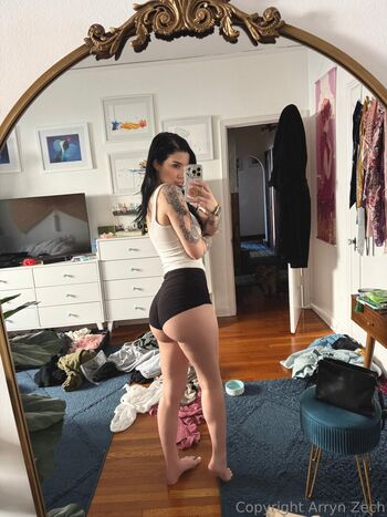 Arryn Zech