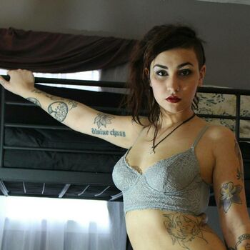Ashlee Nova