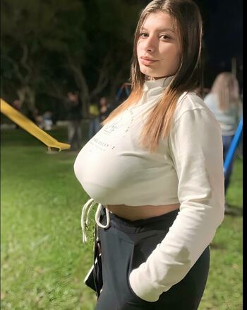 Ashley Alves