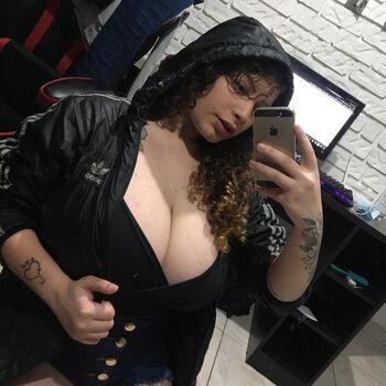 Ashley Alves