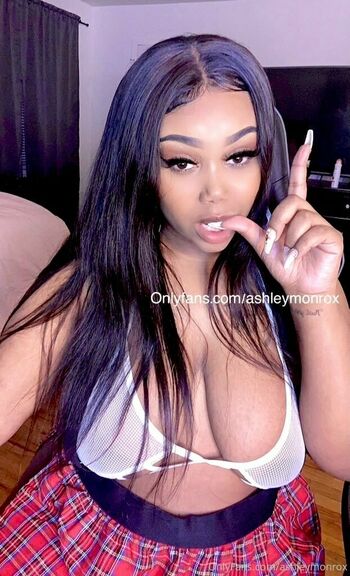 ashleymonrox