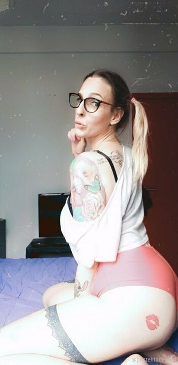 ashleypink80