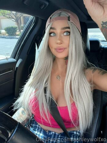 ashleywolfxo