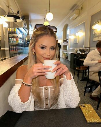 Ashlyn Sharp