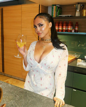 Asia Monet Ray