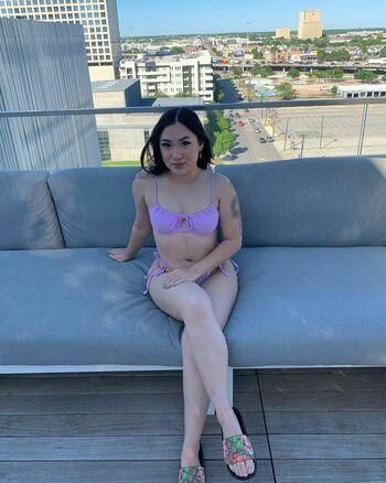 Asianbootygirl