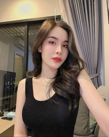ASMR Aina