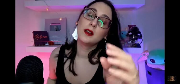 ASMR Alysaa
