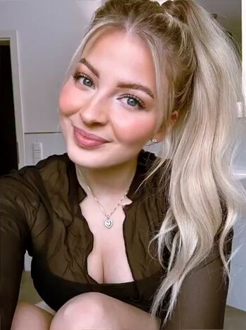 ASMR Janina