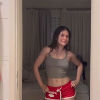 ASMR Maria ZB