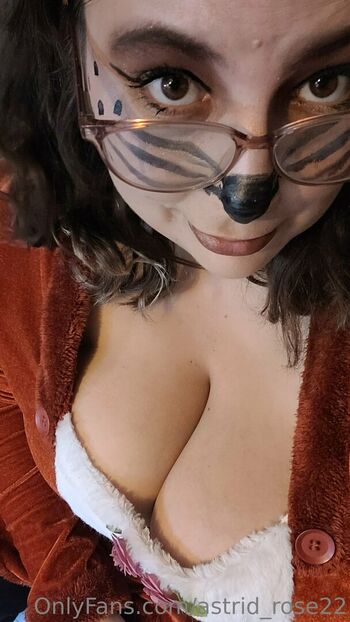 astrid_rose22