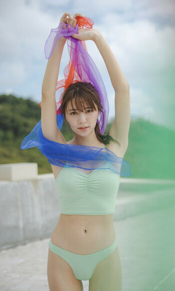 Asuka Kawazu