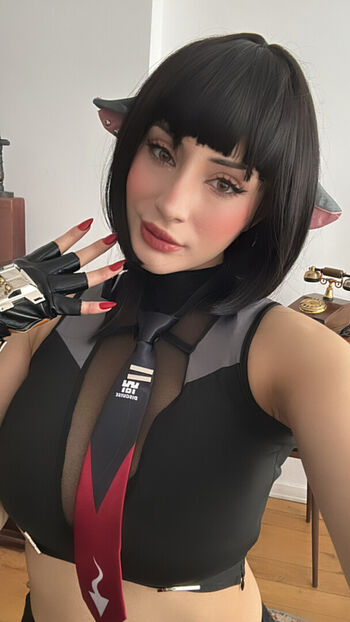 Athena Cosplay