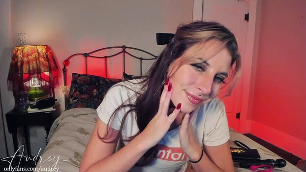 Audrey_