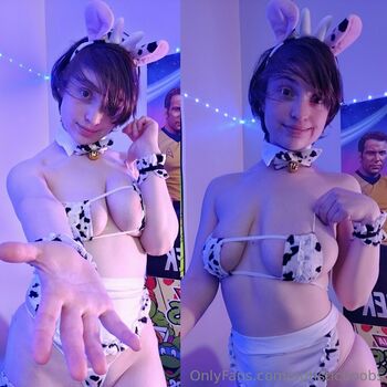 autisticboobs