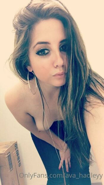 ava_hadleyy