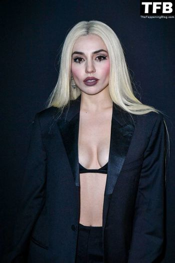 Ava Max