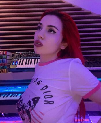 Ava Max