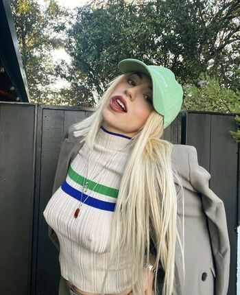 Ava Max