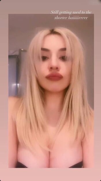 Ava Max