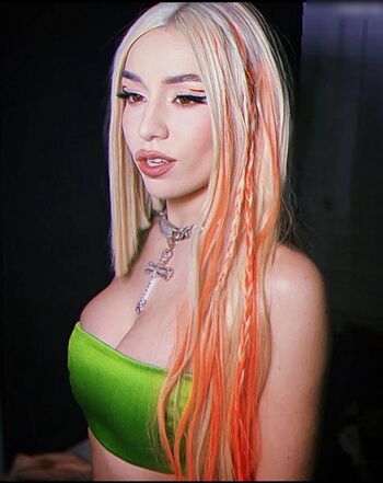 Ava Max