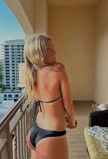 Ava Nucci