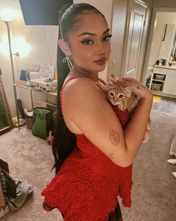 Avani Gregg