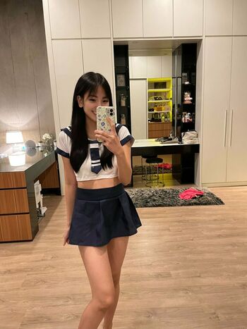 Aveline Liu