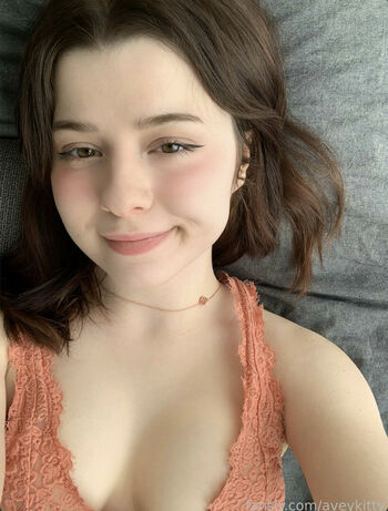 Aveykitty