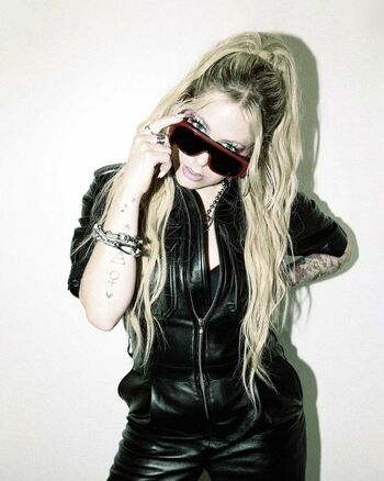 Avril Lavigne