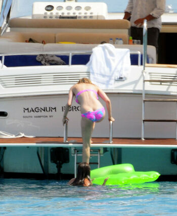 Avril Lavigne