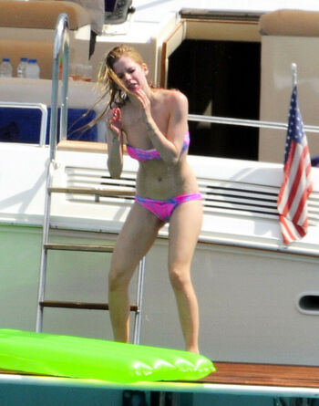 Avril Lavigne