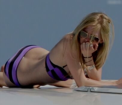 Avril Lavigne