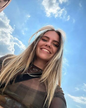 Axelle Maga