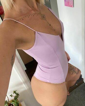 Axellepeach_