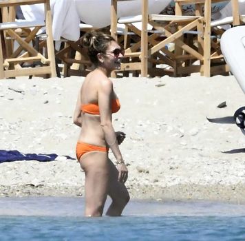 Ayda Field