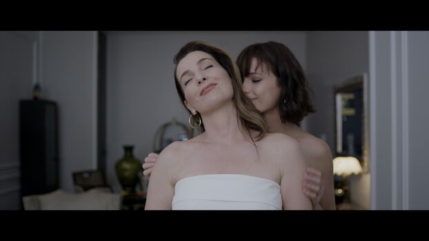 Ayelet Zurer