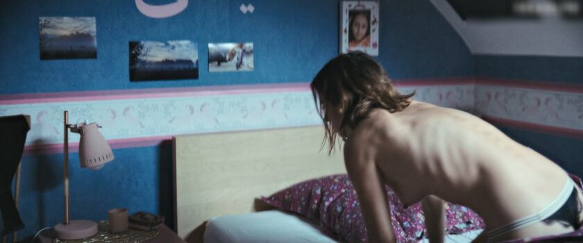 Aylin Tezel