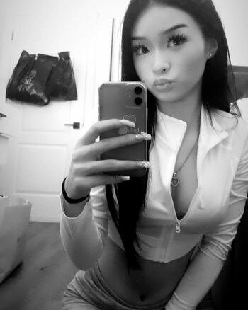 ayokellyy