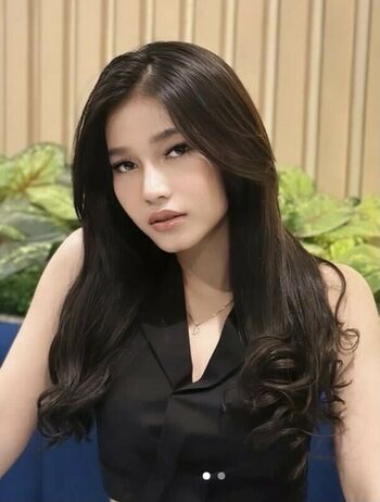 Ayu Lestari
