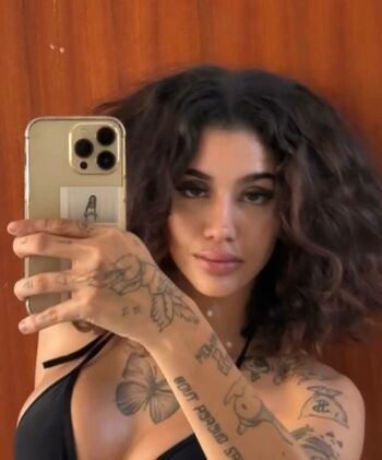 AZZY