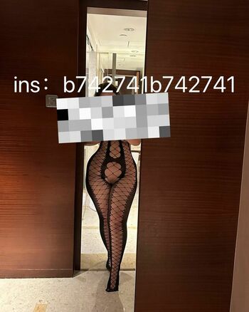 B742741