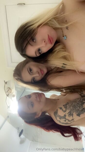 babypeachhead