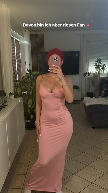 badmomzjay